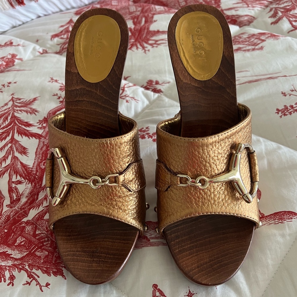 Gucci Bronze Heels